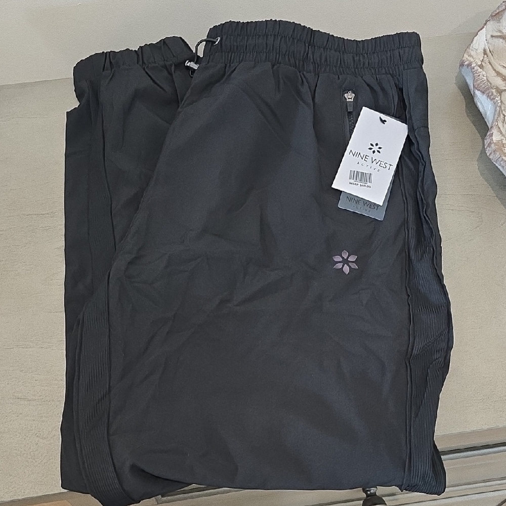 Nine West Charcoal Jogger Pants